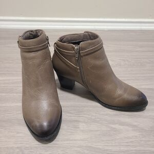 Vionic Womens 8.5 Gray Ombre Ankle Bootie Heel W/ Zipper